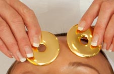 DEYNIQUE Cosmetics Queen-Ring-Massage